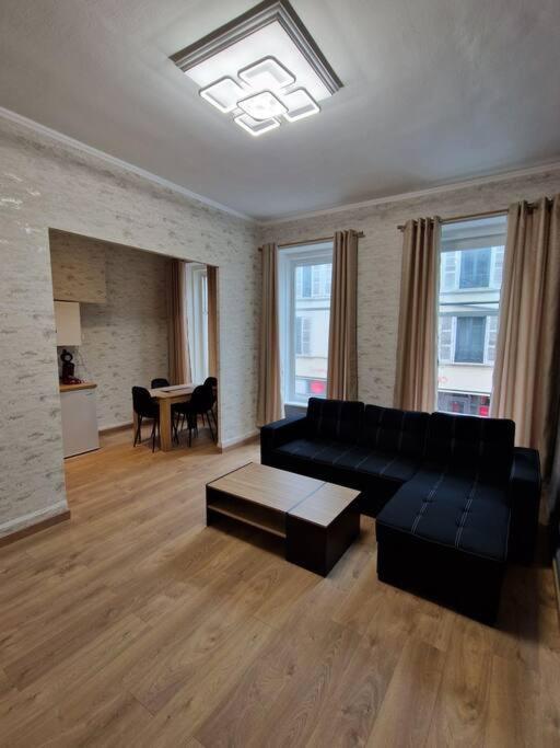 Appartement Au Coeur De La Ville Чалон-Сур-Салне Экстерьер фото
